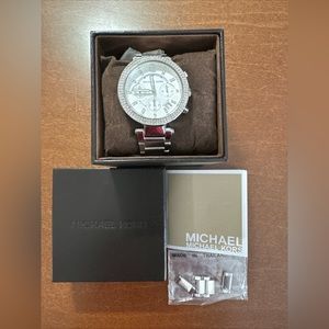 Michael Kors Parker MK5353 Wrist Watch for Women